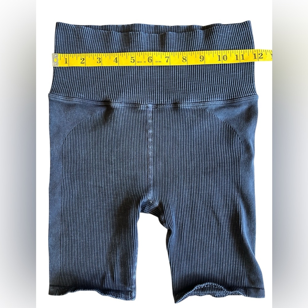 FREE PEOPLE x FP MOVEMENT Happiness Runs High-Rise Bike Short Super-Stretch Sz S - Picture 5 of 7